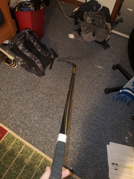 Senior Used Right Handed Easton Stealth 75S Hockey Stick P4 / E4 (Like PM9)