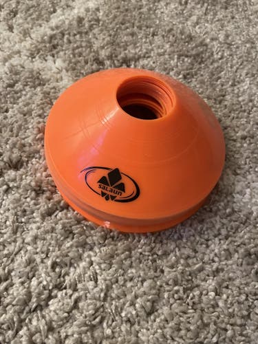 20 Used orange cones