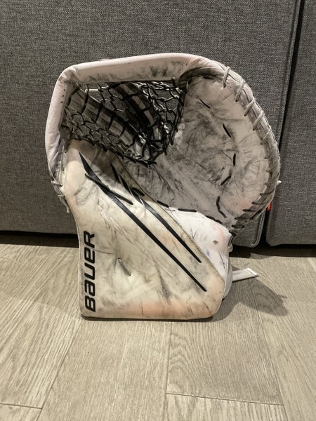 pro return bauer hyperlite glove