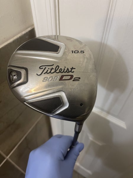 Titleist 909 D2 Drive 10.5* Regular Flex Right Handed | SidelineSwap