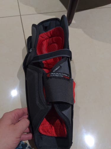 CCM Jetspeed FT370 LE Hockey Shin Pads