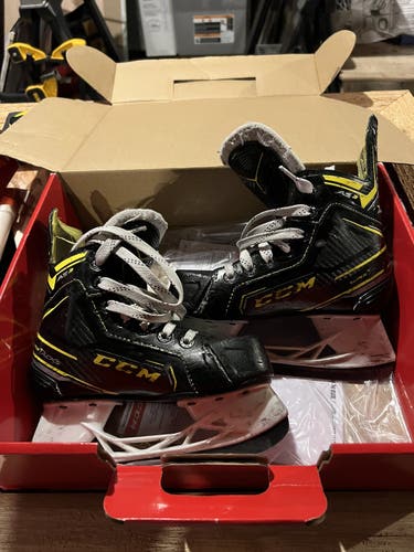 CCM AS3 Pro Youth Hockey Skates Size 13