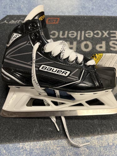 Junior Bauer Regular Width  Supreme S170 Goalie Hockey Skates