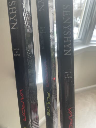 Hockey Stick Used Senior Bauer Right Handed Vapor ADV Toe Pattern Pro Stock