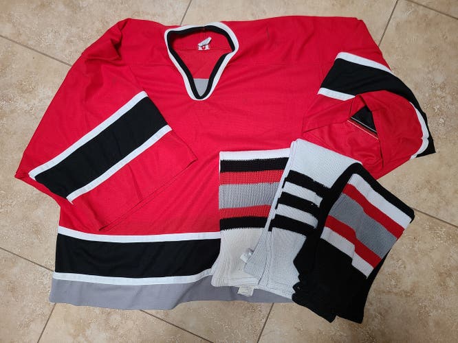 Red Jersey Adult Unisex Used Goalie Cut CCM