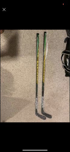 Left Hand Supreme UltraSonic Hockey Stick Senior P28 77 Flex