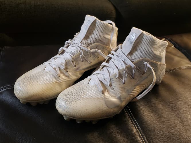 Men's Used Size 8.0 (Women's 9.0) Molded Cleats Nike Low Cut Vapor Untouchable 2