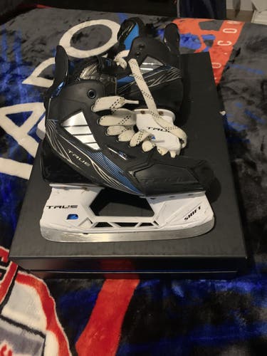 Hockey Skates Junior Used True Tf7 Regular Width Size 4