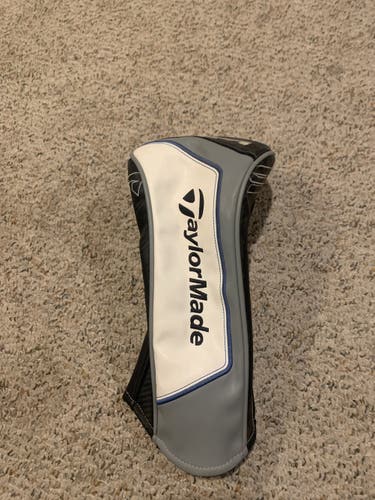 Taylormade Sim  Driver Headcover