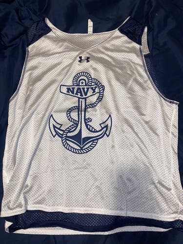 navy lacrosse pinnie