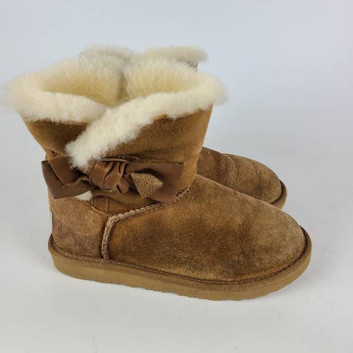 Ugg Girls Daelynn Bow Snow Boots Brown Sheep Shearling Round Toe Pull Ons 1