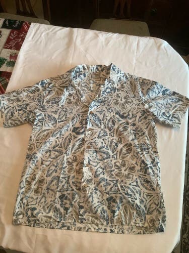 Maui Trading Company Shirt Mens Size l Hawaiian Short Sleeve Button-Up Box M
