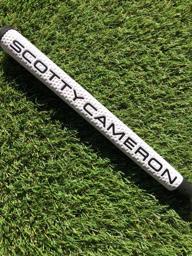 Scotty Cameron Midsized Matador Grip Replica