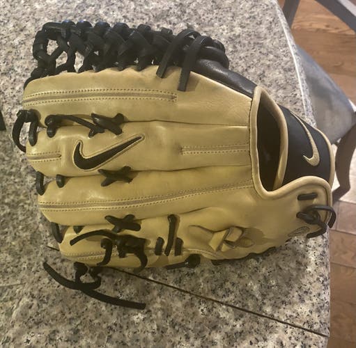 Baseball Glove Used Right Hand Throw Outfield Nike Diamond Elite 12.75"