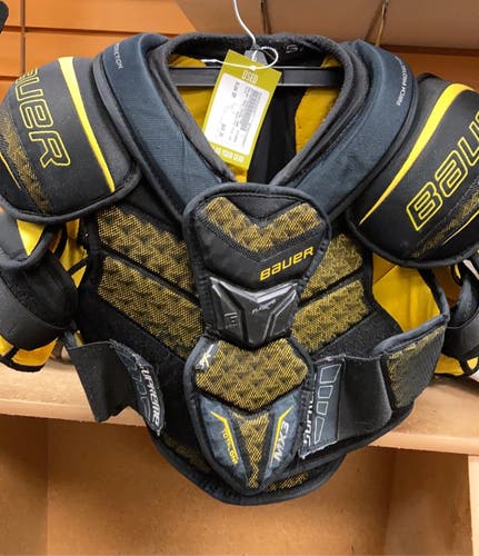 Bauer Supreme Total One MX3 Used Small Senior Shoulder Pads 1s