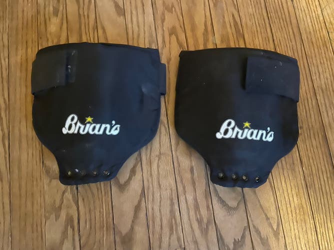 Brian’s goal pad knee pads
