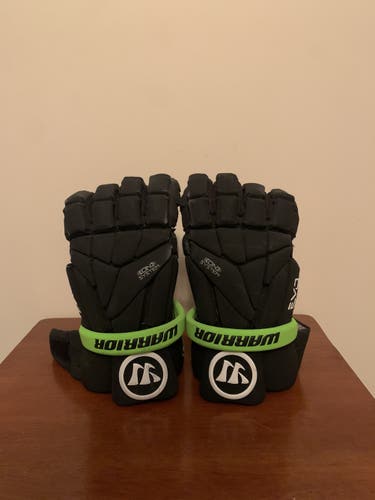 Lightly Used Player's Warrior 13" Evo Lacrosse Gloves