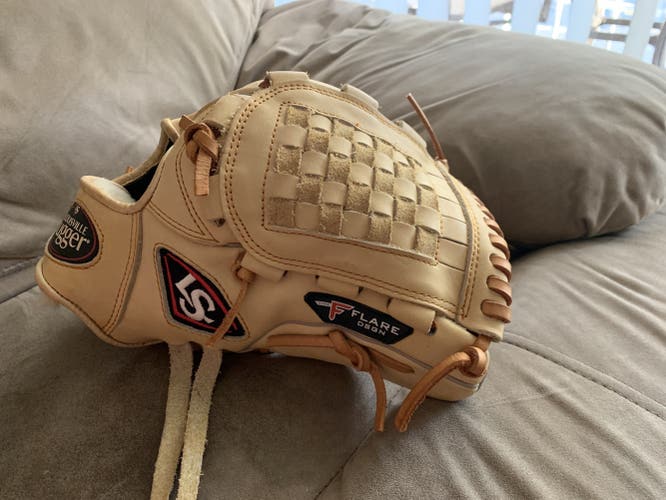 Pitcher's 12" Pro Flare Baseball Glove