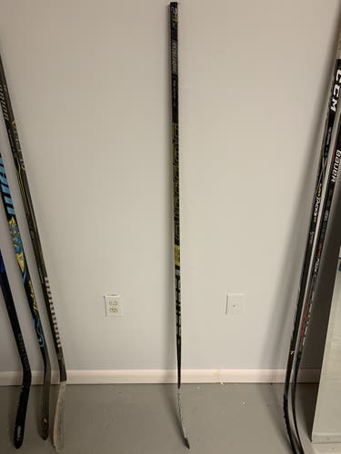 Used Senior Right Handed P88 65 Flex Supreme 2S Pro Hockey Stick