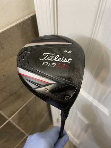 Titleist  913 D3 Driver 8.5* Stiff Flex Right Handed