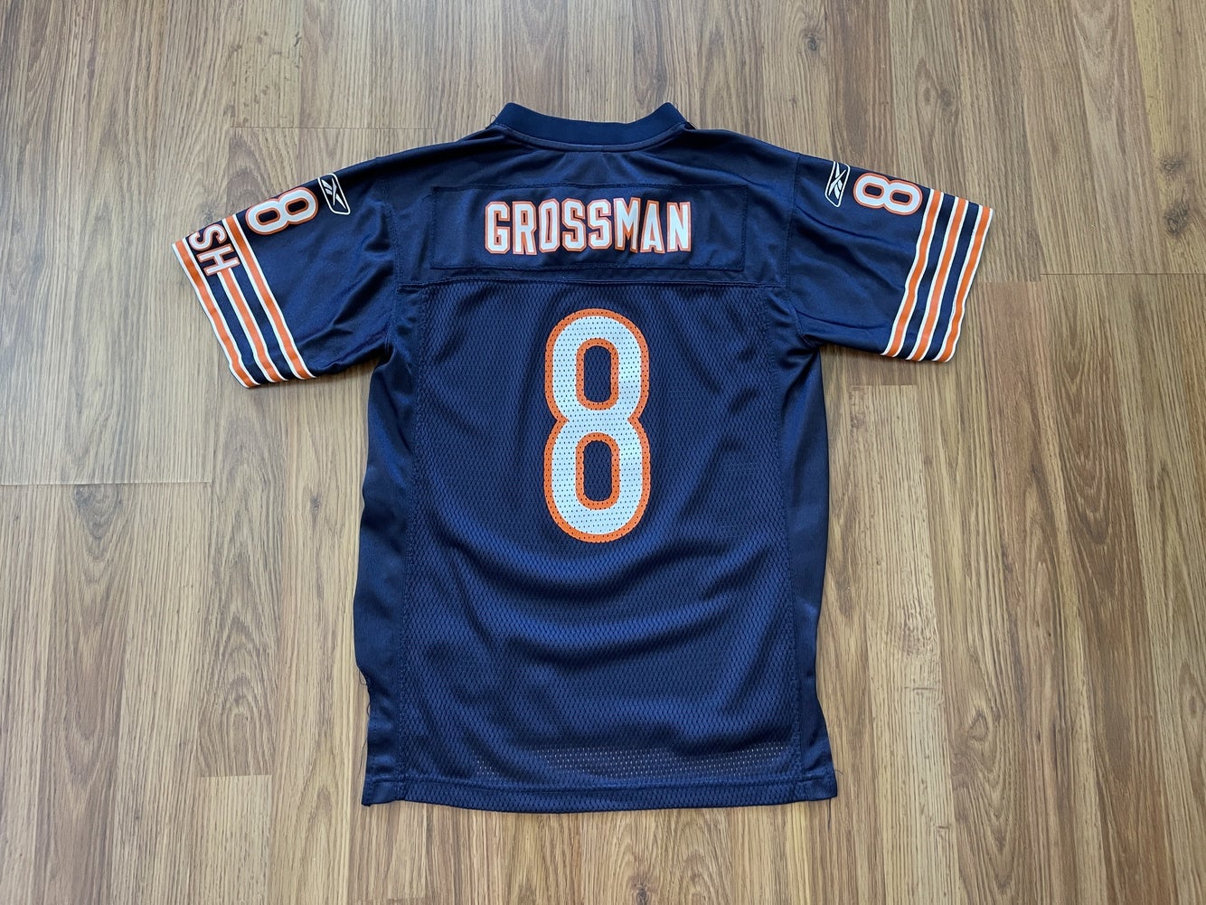 2005-06 CHICAGO BEARS GROSSMAN #8 REEBOK ON FIELD JERSEY (AWAY) Y - Classic  American Sports