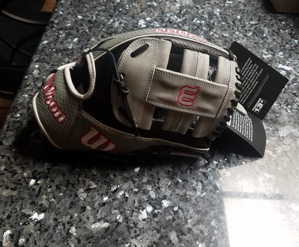 NEW 2022 WILSON  A2000 TA7 11.5"