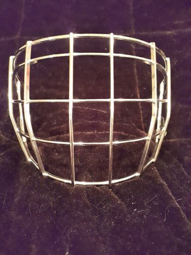 Itech/Bauer certified goalie cage