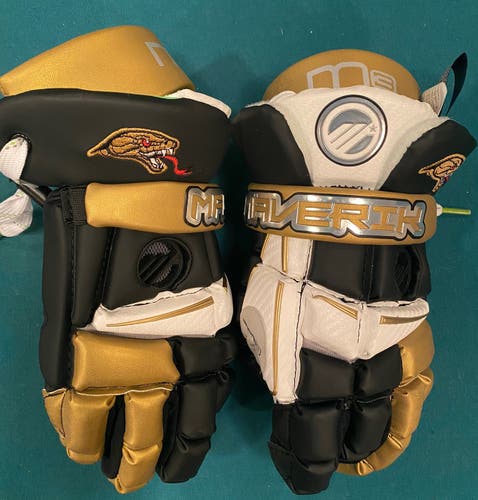 NEW MLL Rochester Rattlers Gloves