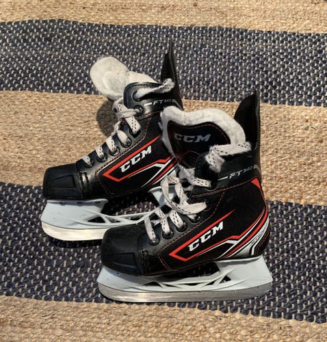 Hockey Skates Youth CCM JetSpeed FT340 Size 11