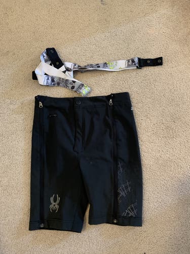 Black Shorts Youth Unisex Used Size 16 Spyder