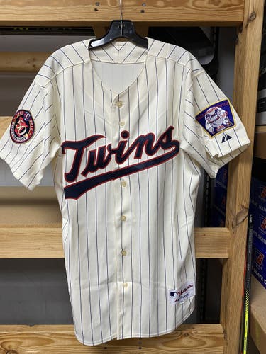Minnesota Twins Authentic Home Alternate Jersey Men's New Adult Size 44 Majestic