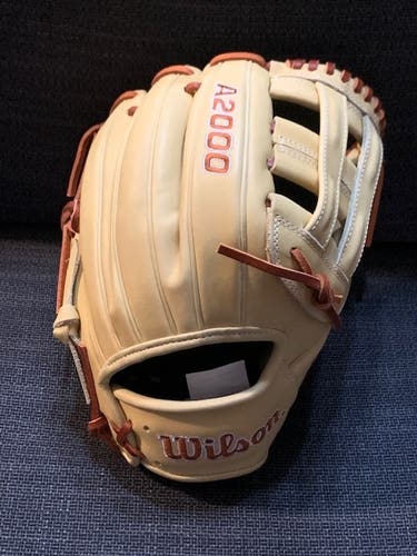 Wilson A2000 PP05 (2021 model) Right Hand Throw, 11.5"