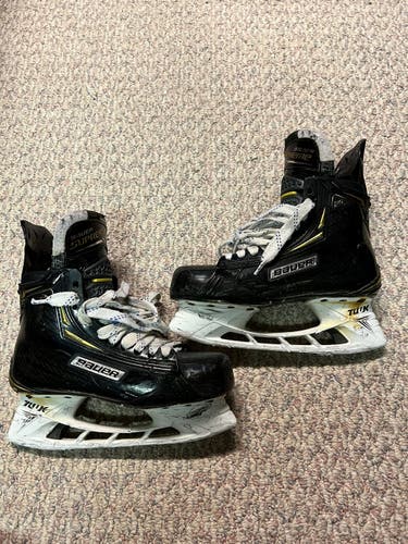 Senior Bauer Regular Width Size 7.5 Supreme 2S Pro Hockey Skates