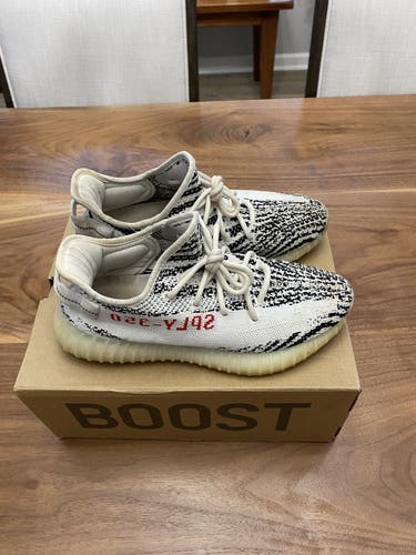 (SEND AN OFFER) White Used Adult Men's Size 8.5 (Women's 9.5) Adidas Yeezy Boost 350 V2