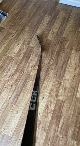 New Senior CCM Right Handed Jetspeed Team Hockey Stick. Curve P90TM, Flex 75.
