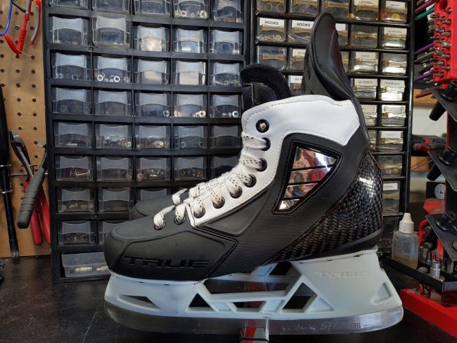 Hockey Skates Senior Used True Pro Custom Regular Width Pro Stock Size 7.5