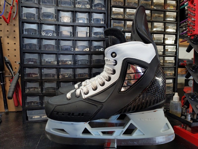 Hockey Skates Senior Used True Pro Custom Regular Width Pro Stock Size 7.5