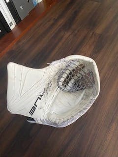 True 12.2 580 break Goalie glove (PRACTICE PALM)