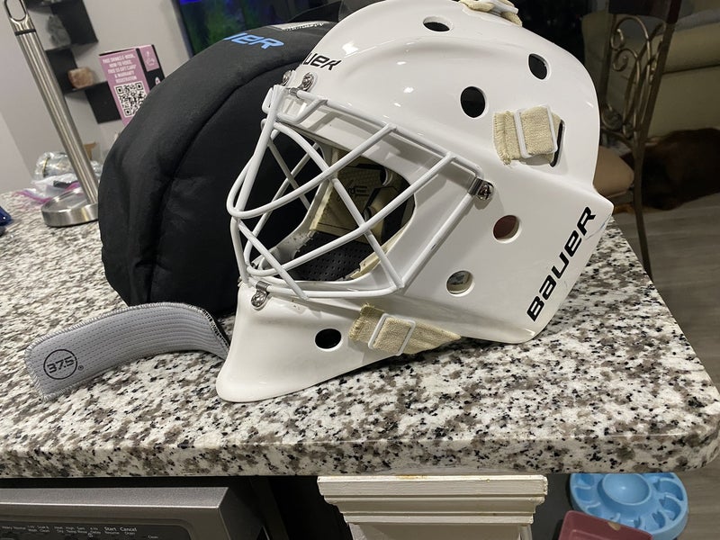 PERFECT BAUER 950X Goalie Mask w/ Cat Eyes
