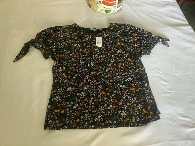 Ann Taylor Loft Blouse Shirt Black Floral NWT ladies size XS Box S