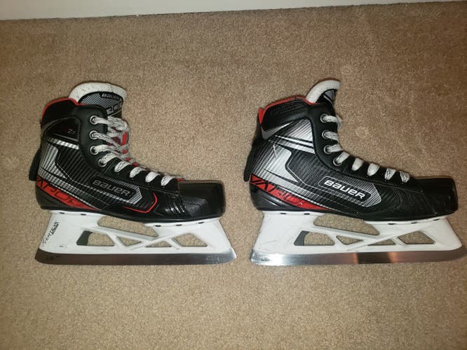 Hockey Goalie Skates Junior Used Bauer Vapor X2.7 Regular Width Size 4.5