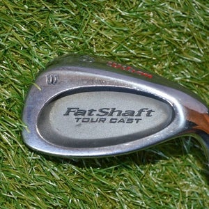 Wilson 	FatShaft Tour Cast 	8 Iron 	Right Handed 	37"	Steel 	Stiff	New Grip