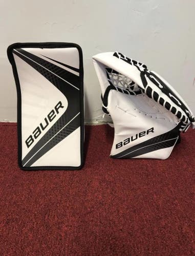 New Bauer Junior X700 Glove And Blocker