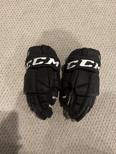 Colorado Avalanche #29 CCM 14" Pro Stock Gloves