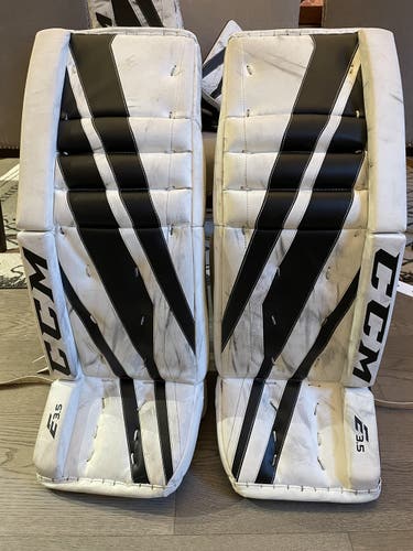 CCm EFlex 3.5 Goalie Pads