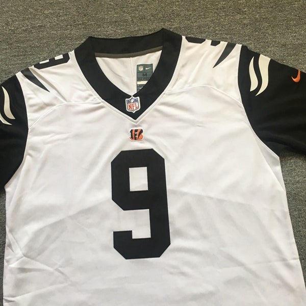 joe burrow white jersey large