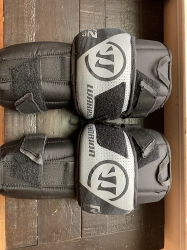 Warrior RX2 Junior goalie knee pads