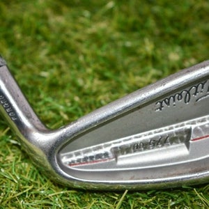Titleist 	775-CB	6 Iron 	Right Handed 	39"	Steel 	Stiff	New Grip