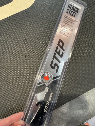 New BAUER LS Edge Step Steel 272 mm Blacksteel