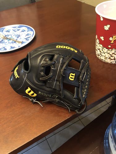 Infield 11.5" DP15 A2000 Baseball Glove